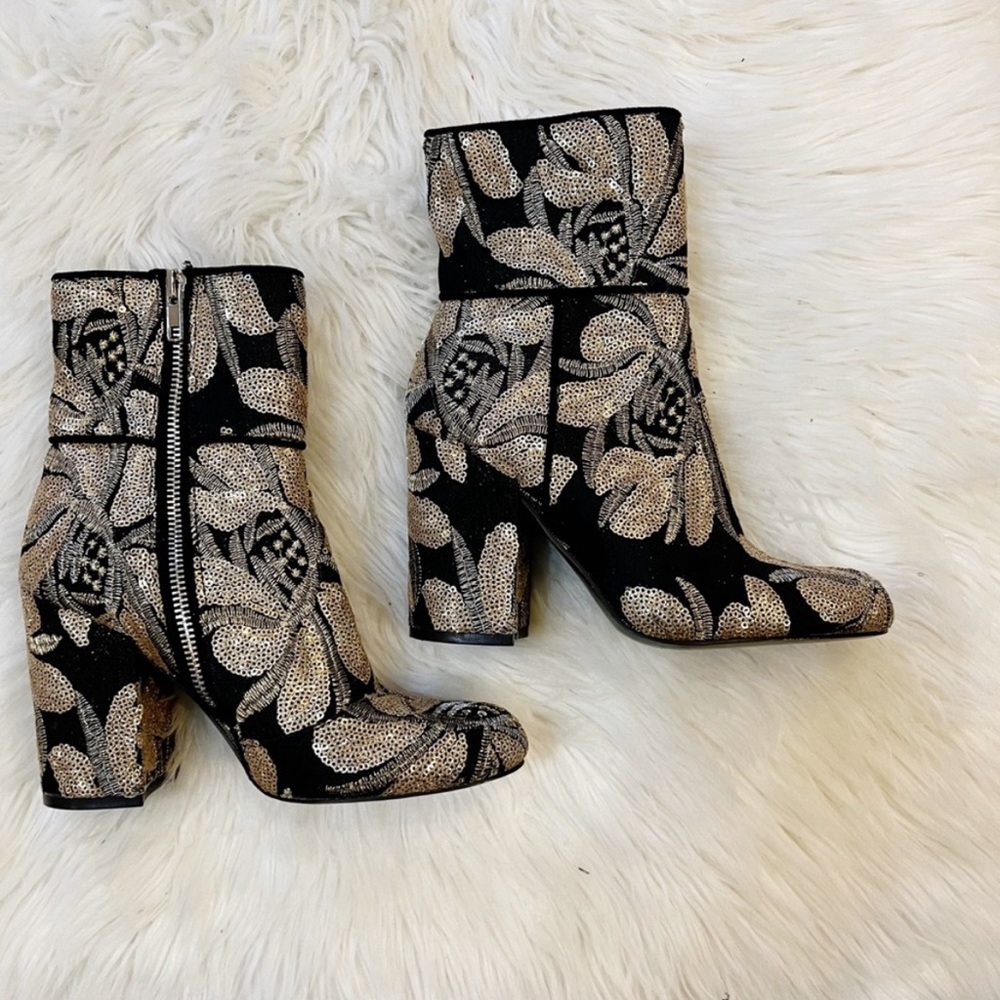 Steve Madden Goldie Black Gold Sequin Floral Booties Heeled Ankle Boots 6